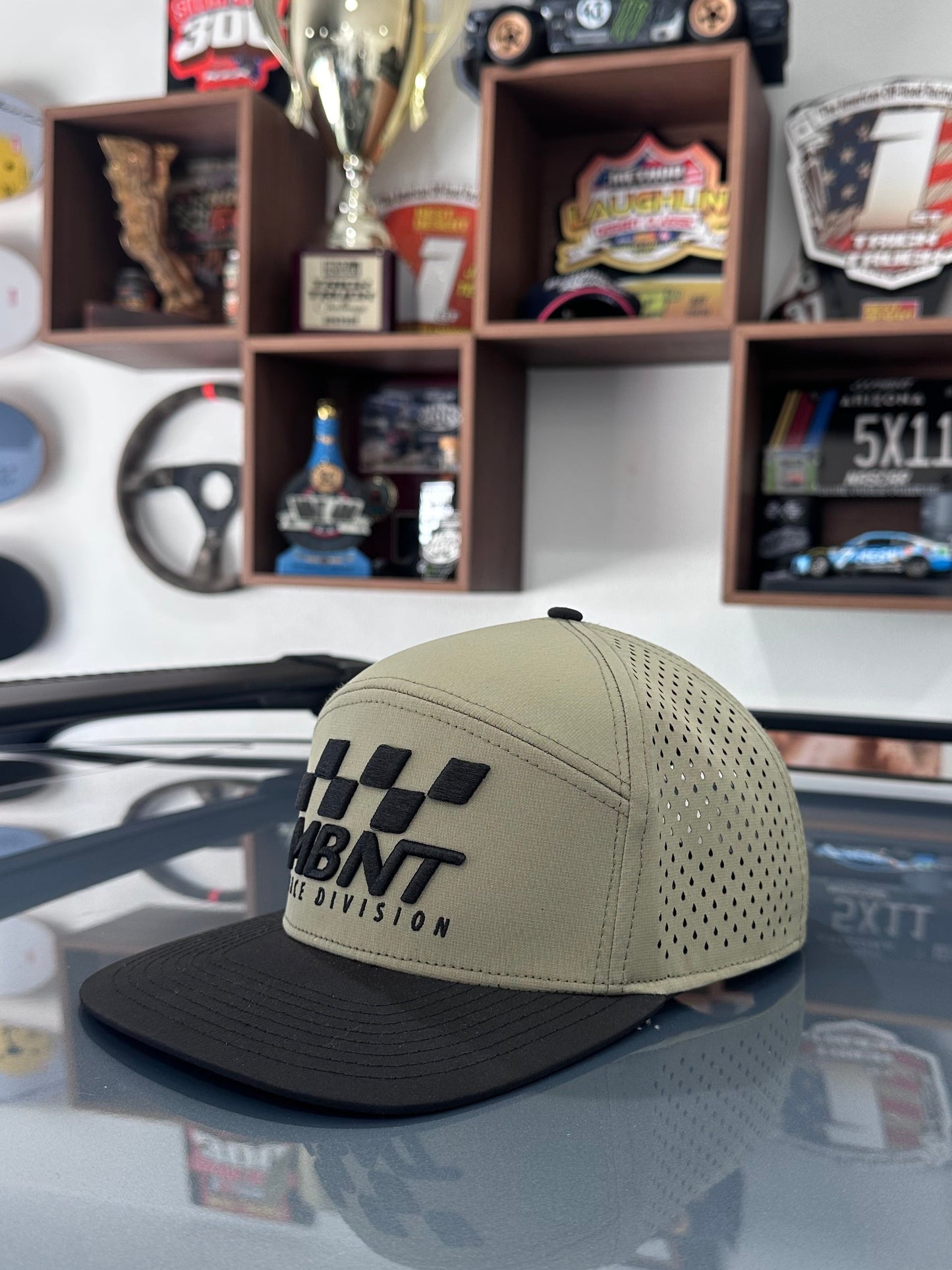 MBNT Race Division Snapback